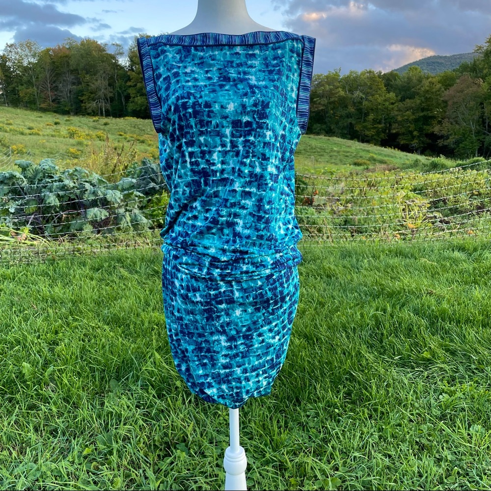 BCBGMaxAzria Blue Print Sleeveless Mini Dress